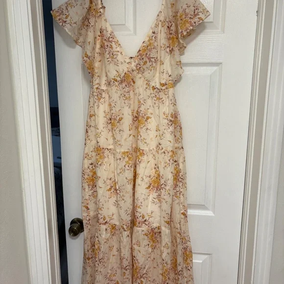 Pink Blush Peach Floral Flutter Sleeve Tiered Maternity Maxi Dress - Picture 4 of 5